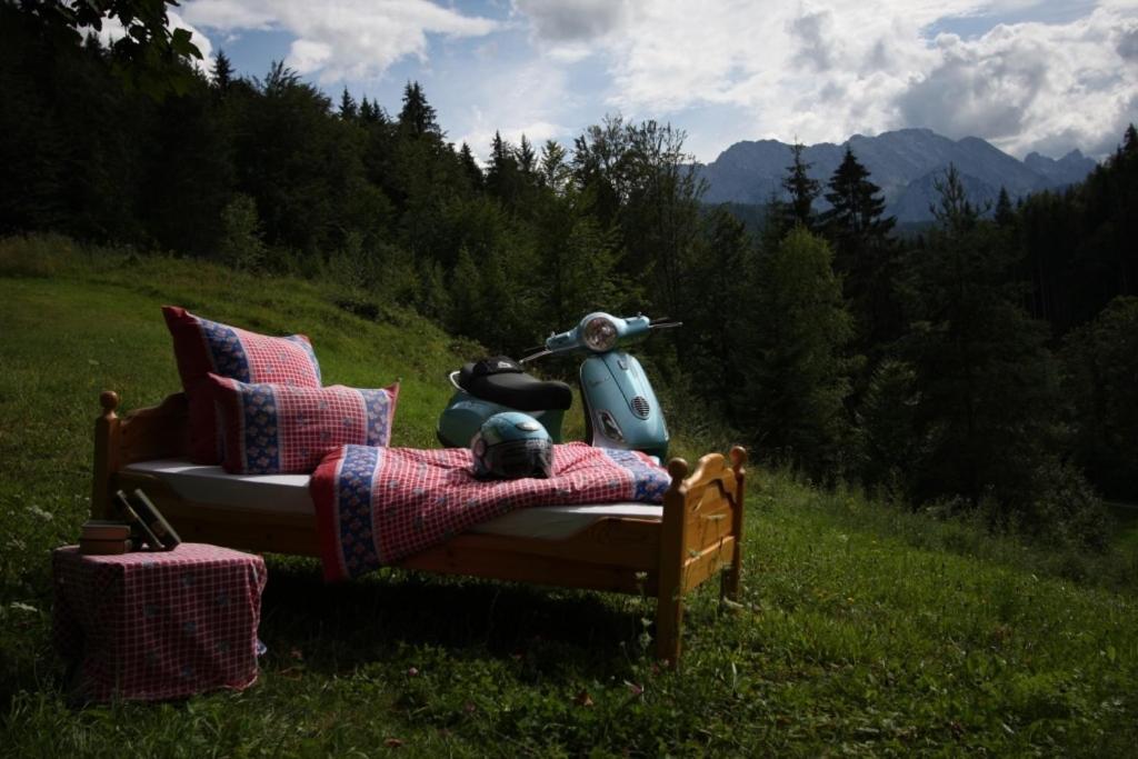 Berghaus Alpenland Apartment Klais Extérieur photo
